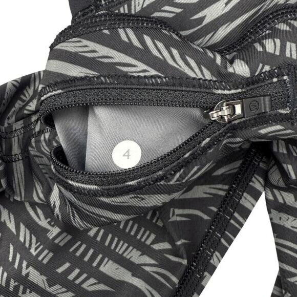 Lululemon Run: Top Speed Crop In Stripe Play Slate Black Size 4 - Picture 7 of 10